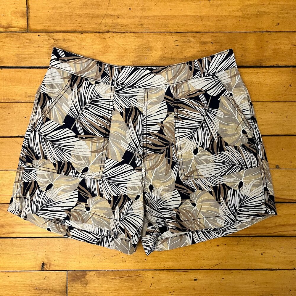 C&C California Tropical Print Linen Blend Short, Size Large